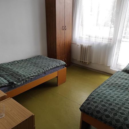Ubytovna Karpatia Sastin-Straze Zewnętrze zdjęcie